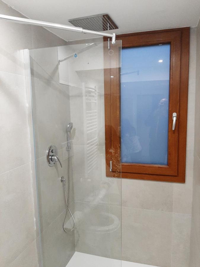 Bed Casa Vacanza Via Gallipoli - Corte Bari บรินดิซิ ภายนอก รูปภาพ