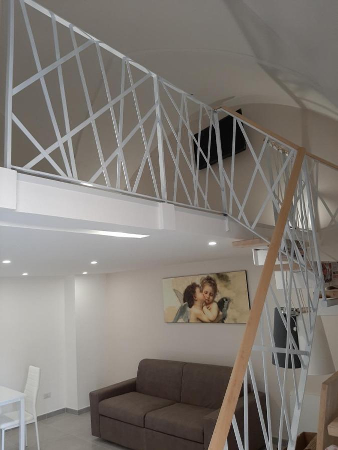 Bed Casa Vacanza Via Gallipoli - Corte Bari บรินดิซิ ภายนอก รูปภาพ