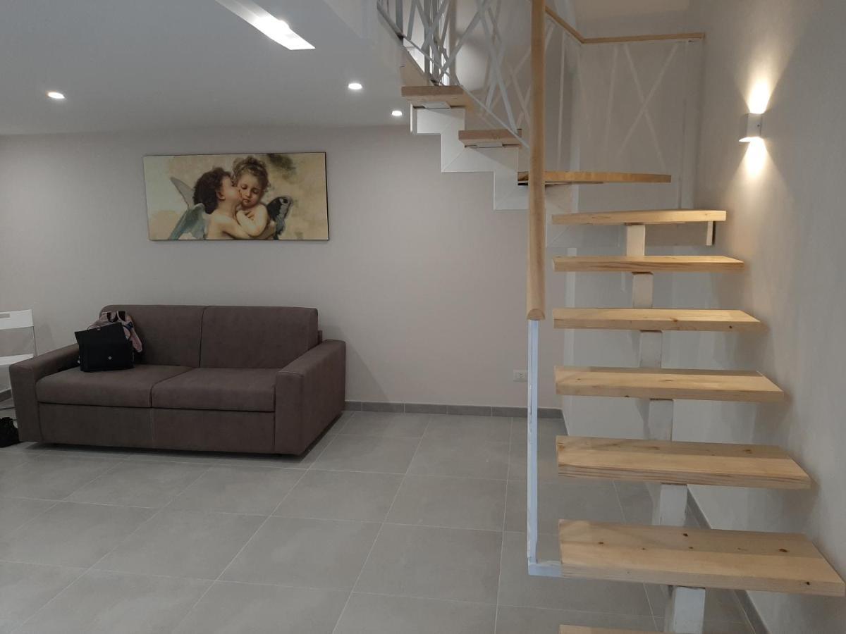 Bed Casa Vacanza Via Gallipoli - Corte Bari บรินดิซิ ภายนอก รูปภาพ