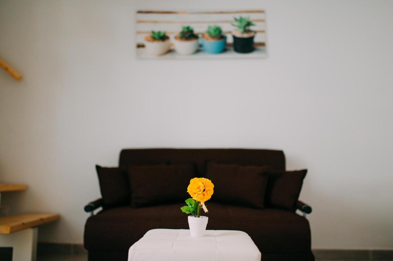 Bed Casa Vacanza Via Gallipoli - Corte Bari บรินดิซิ ภายนอก รูปภาพ