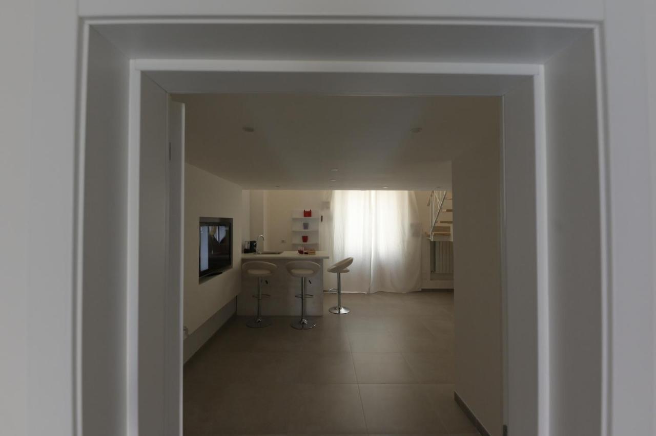 Bed Casa Vacanza Via Gallipoli - Corte Bari บรินดิซิ ภายนอก รูปภาพ