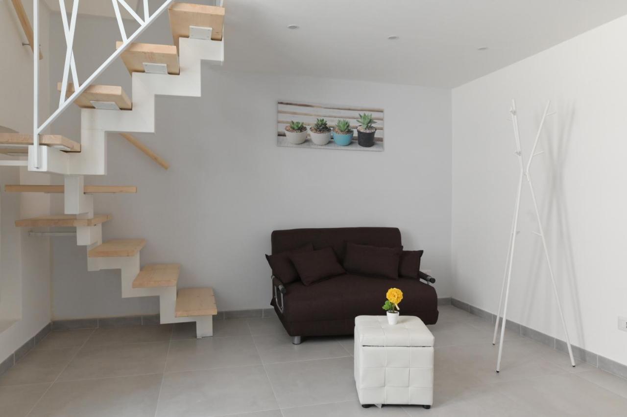 Bed Casa Vacanza Via Gallipoli - Corte Bari บรินดิซิ ภายนอก รูปภาพ