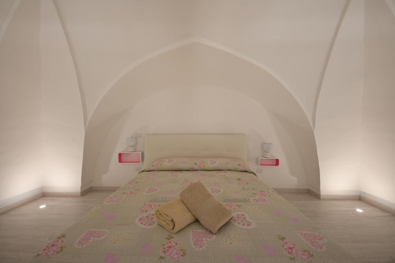 Bed Casa Vacanza Via Gallipoli - Corte Bari บรินดิซิ ภายนอก รูปภาพ