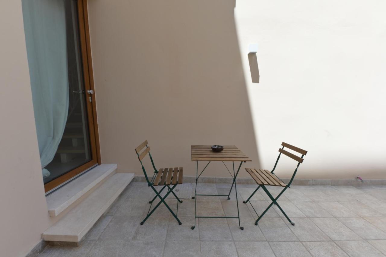 Bed Casa Vacanza Via Gallipoli - Corte Bari บรินดิซิ ภายนอก รูปภาพ